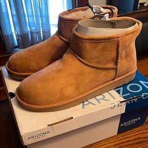 Arizona Jean Company Tan Ankle Boots